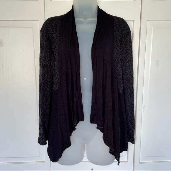 Pebble and Stone Black Cardigan Sweater Black Gray Heathered - Picture 10 of 10